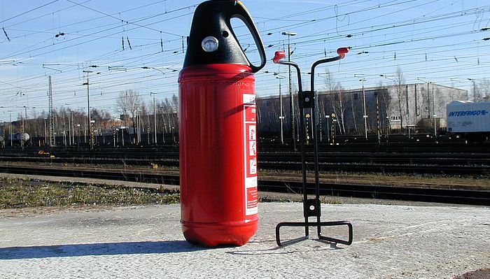 Berndt Gefahrgutausrüstung  Feuerlöscher, 6kg ABC, Aufladelöscher